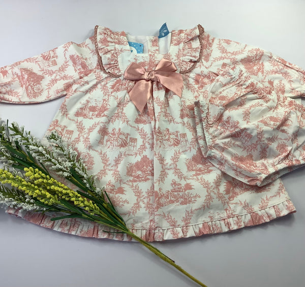 TOILE